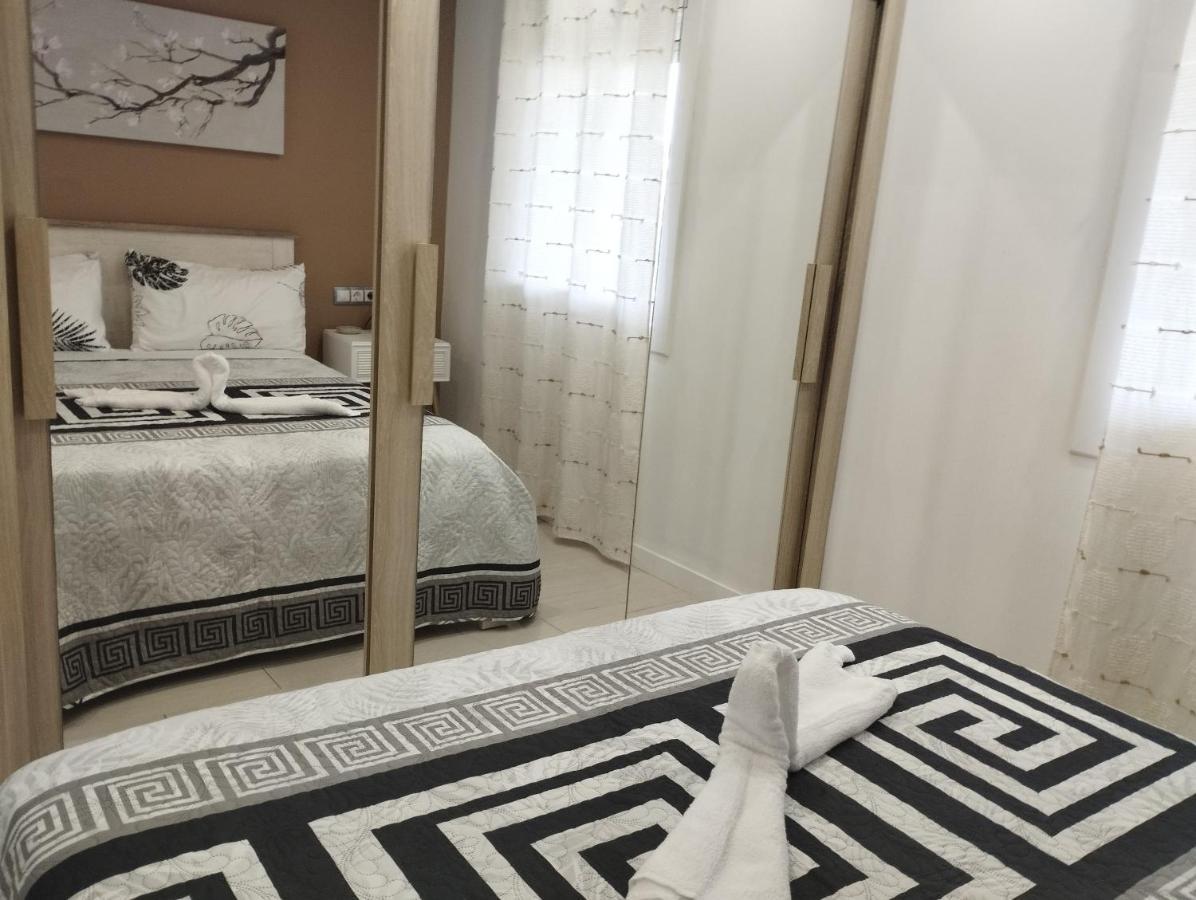 Atico Frente Al Mar Con Parking 5 Personas Apartment Calafell