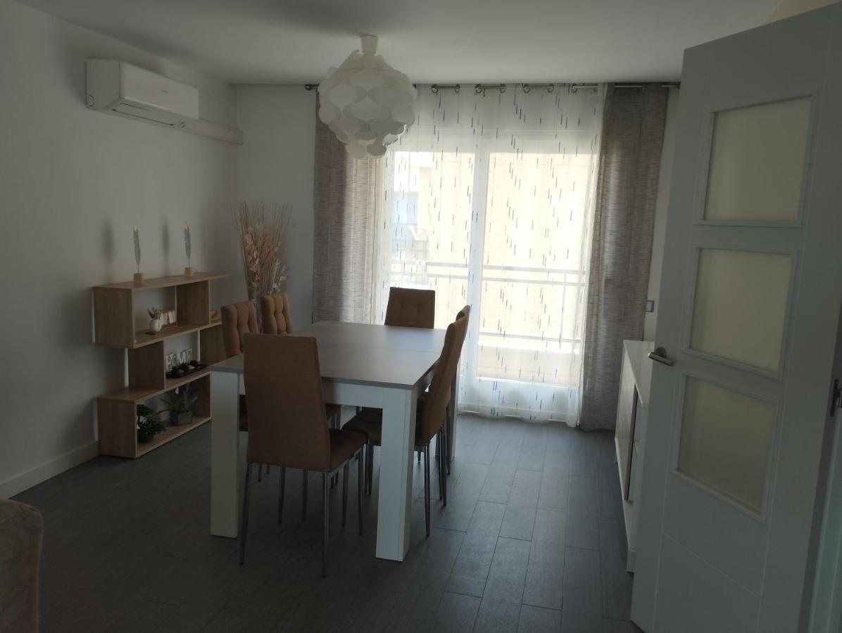 Apartment Atico Frente Al Mar Con Parking 5 Personas