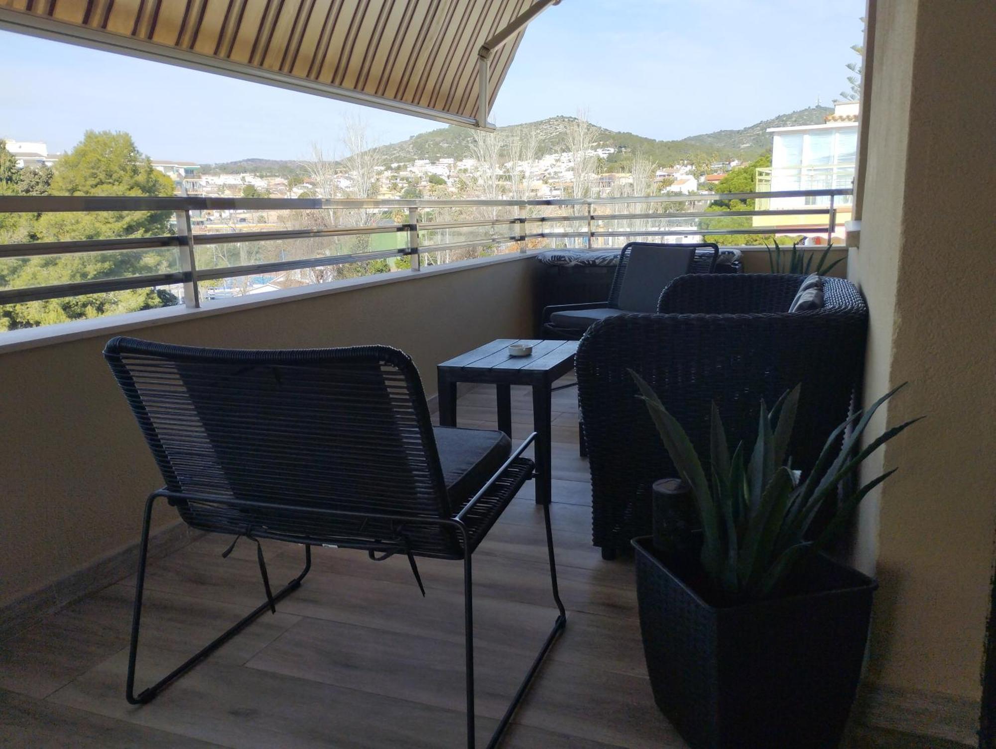 Atico Frente Al Mar Con Parking 5 Personas Apartment Calafell