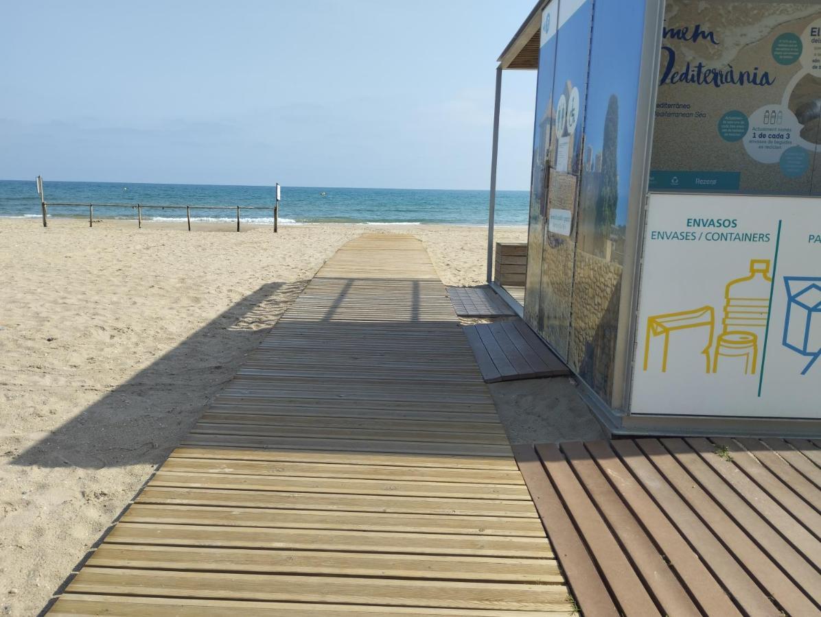 Atico Frente Al Mar Con Parking 5 Personas Calafell